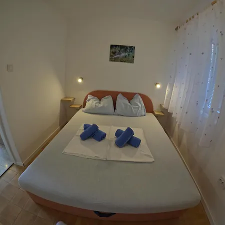Appartement Jadran *
